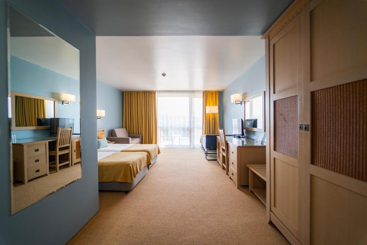 Superior Double Room & Beach Access,1011791467:JPEG
